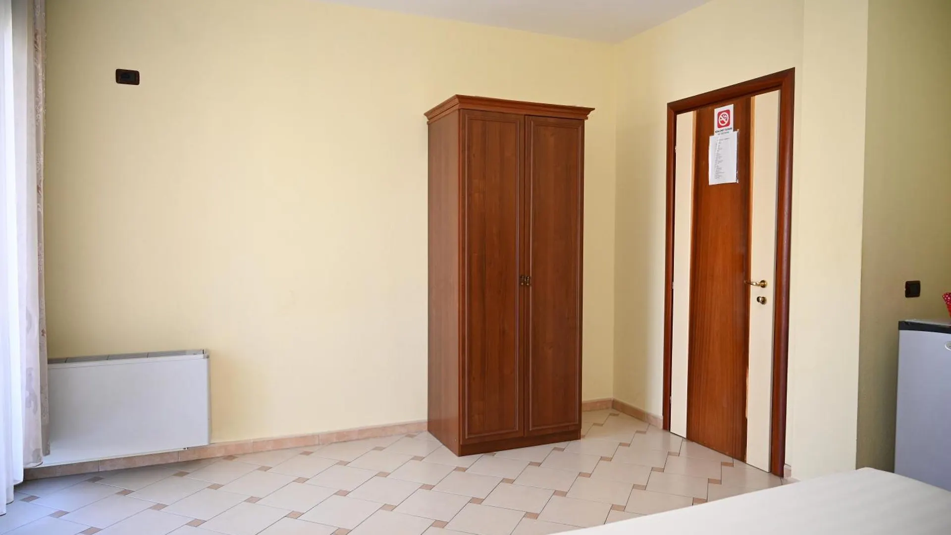 Hotel Vila Emes Durrës