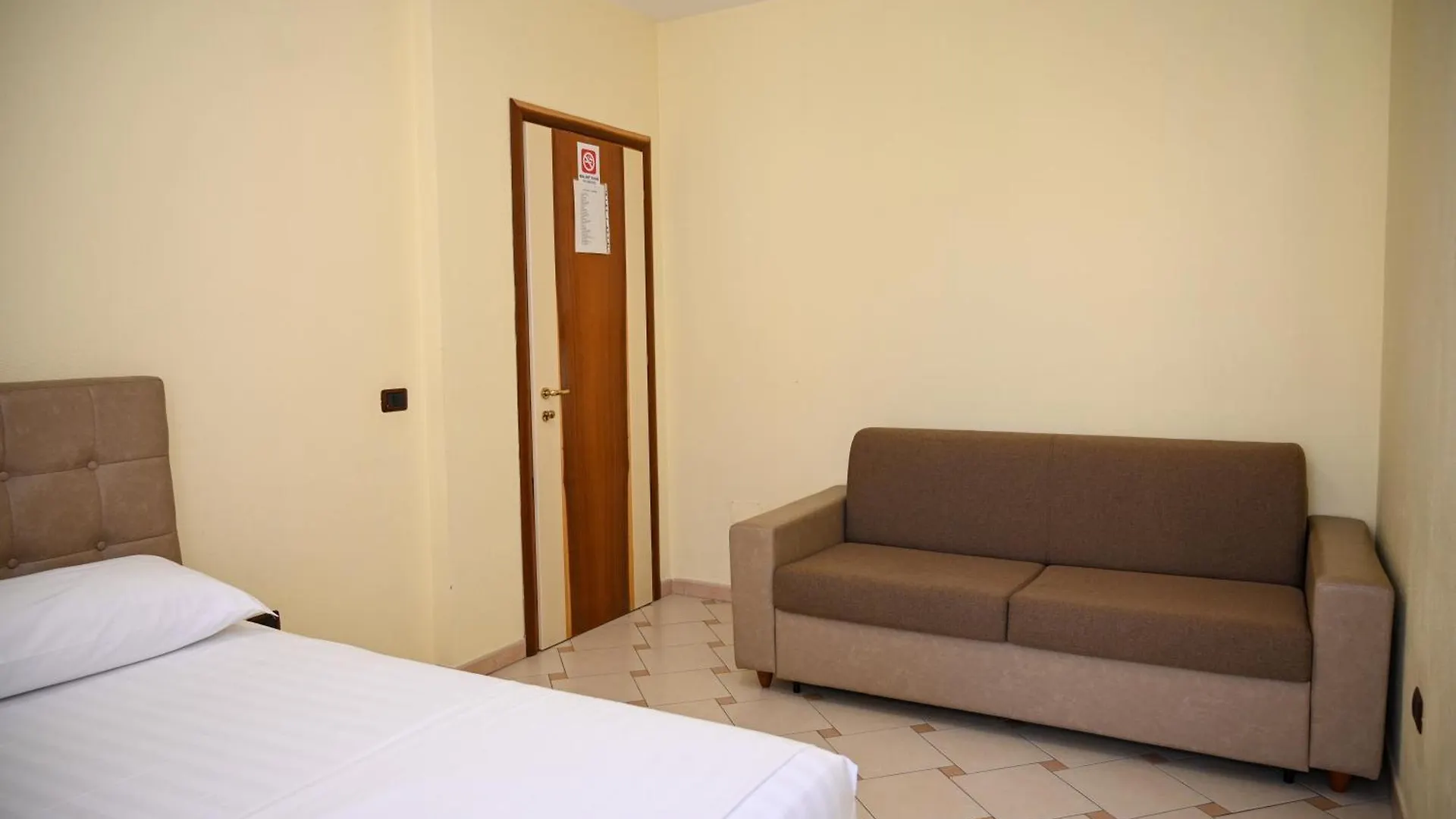 Hotel Vila Emes Durrës