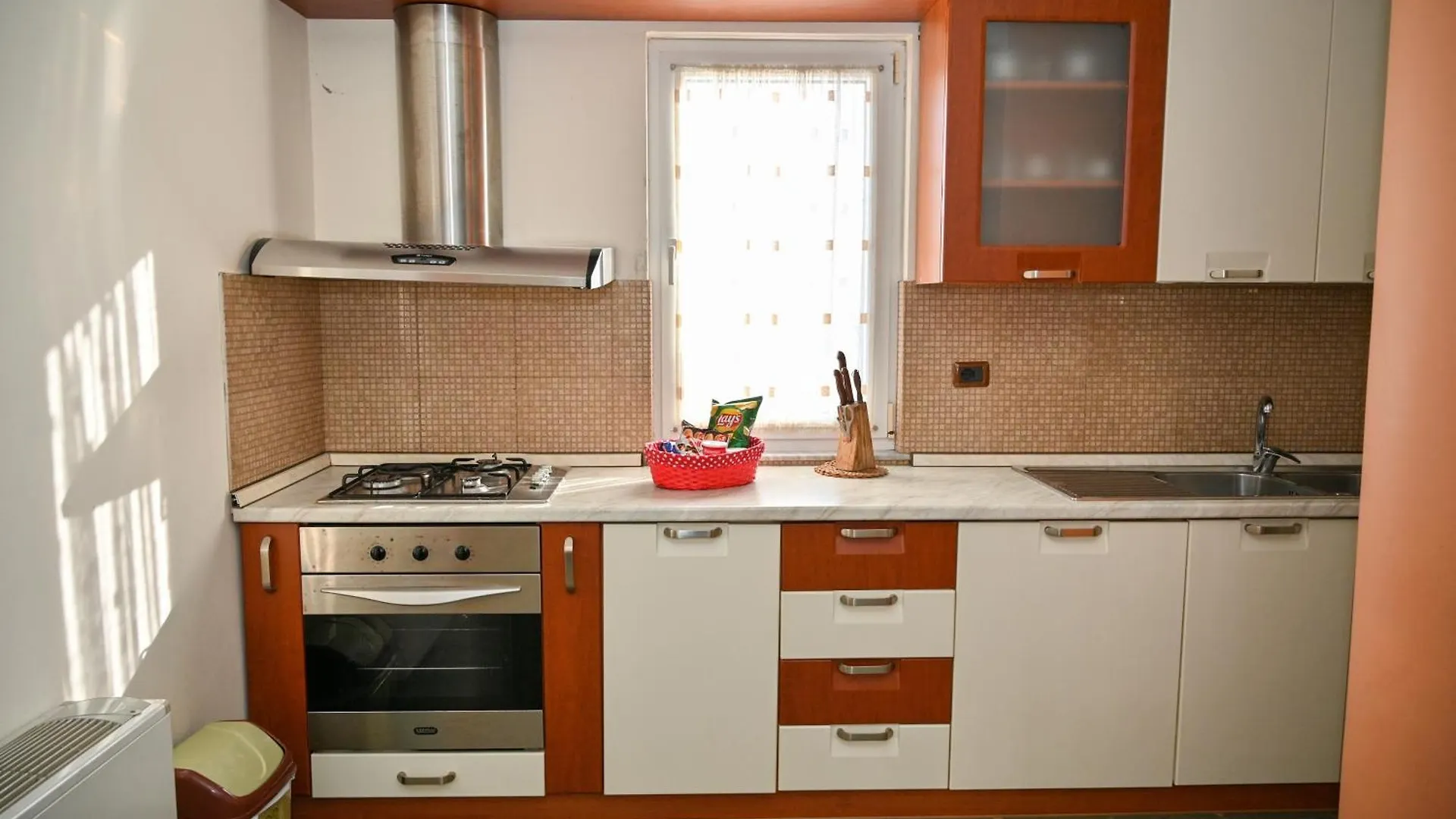 Hotel Vila Emes Durrës 3*,