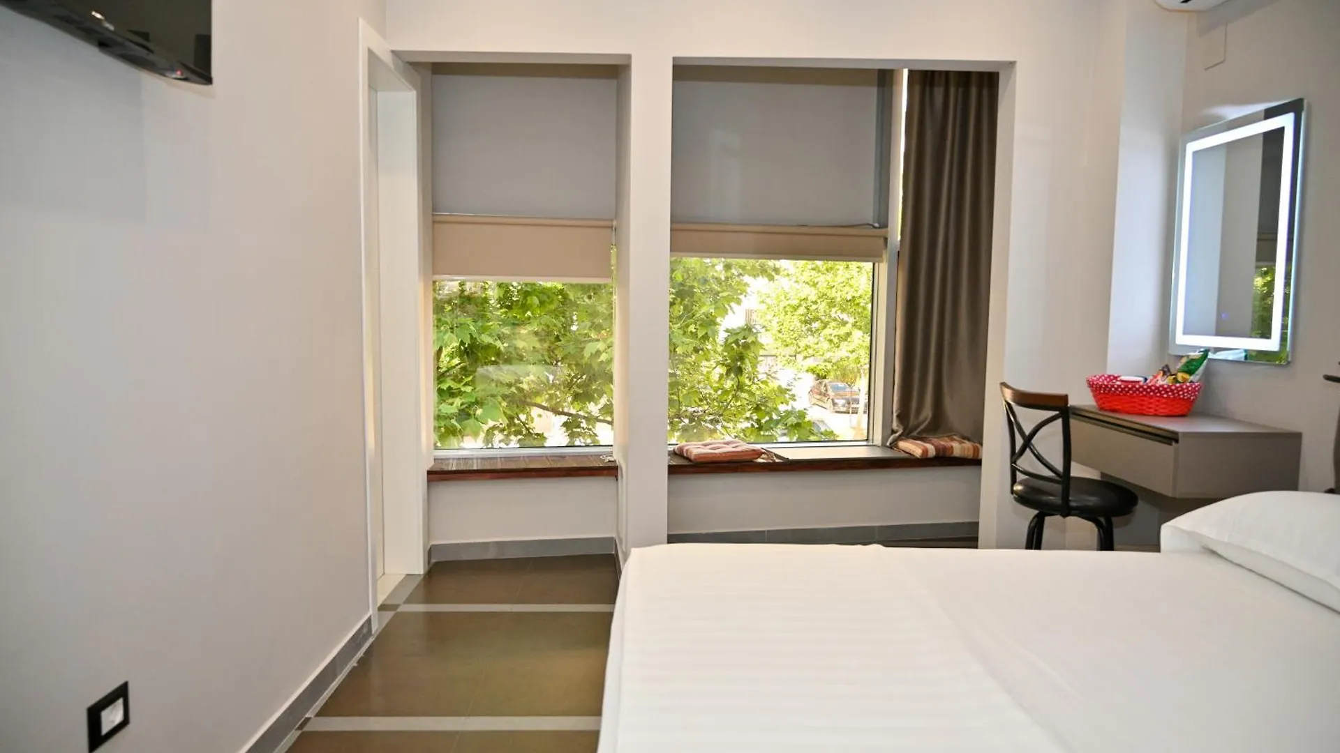 Hotel Vila Emes Durrës