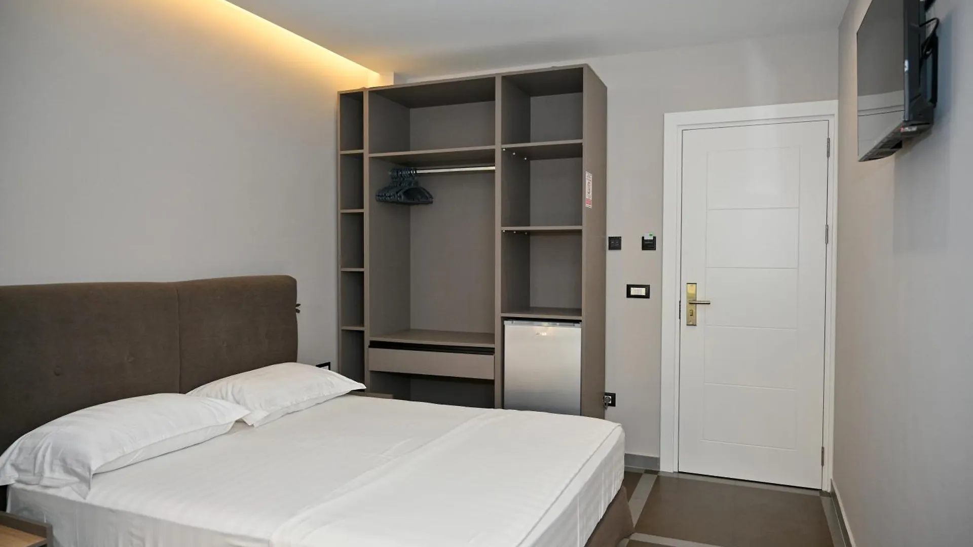 Hotel Vila Emes Durrës