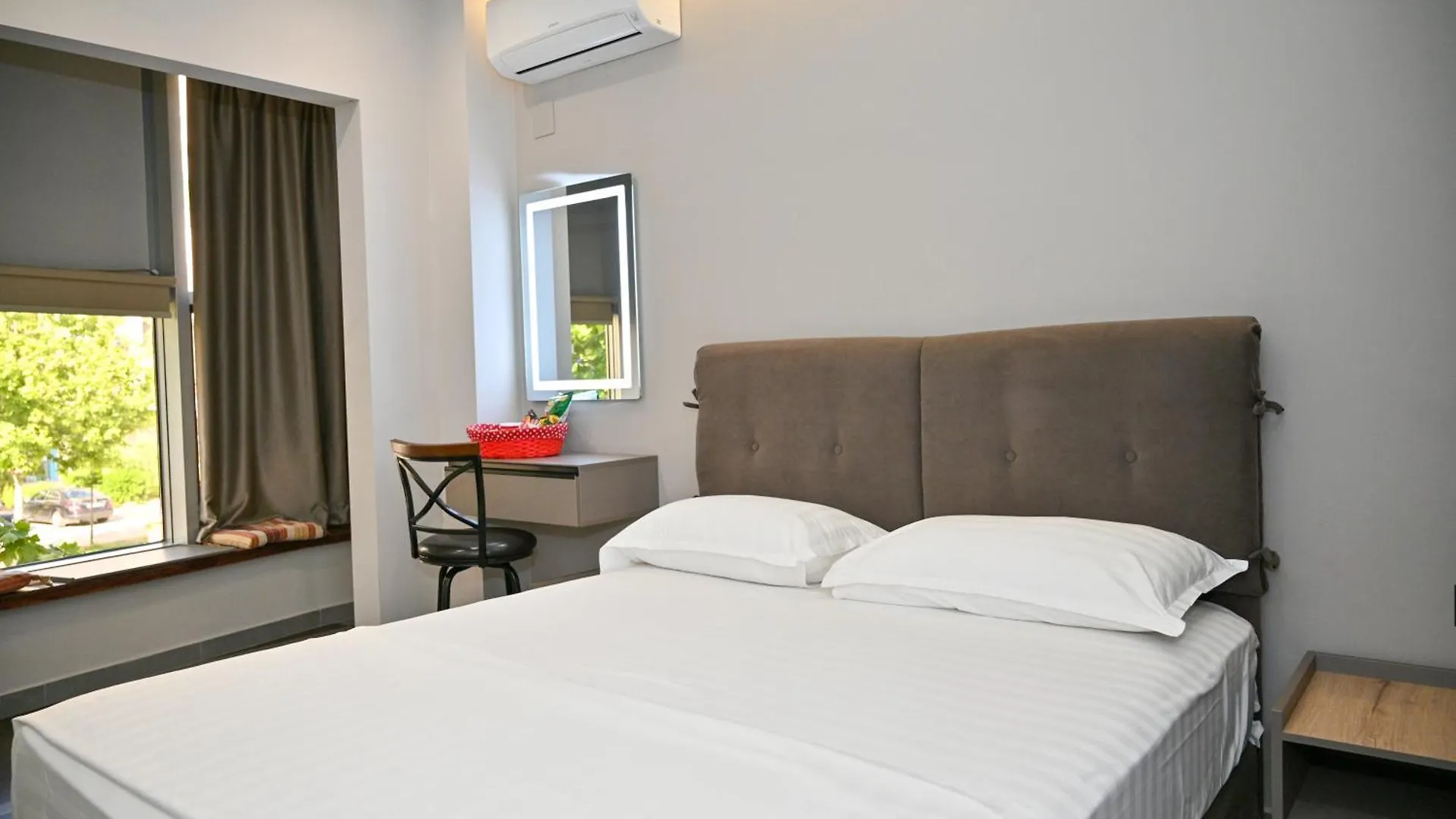 Hotel Vila Emes Durrës